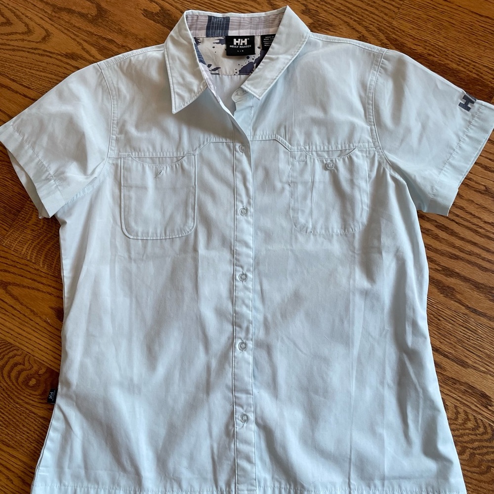 Helly Hansen Women’s Large Shirt